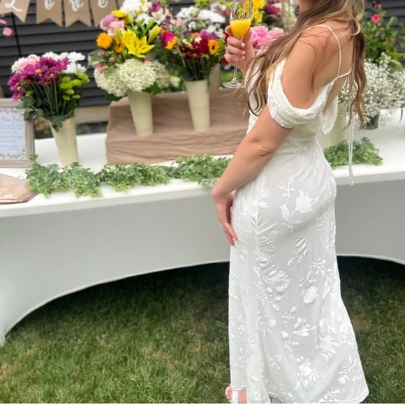 Hello Molly Bridal White Dress - Picture 3 of 5